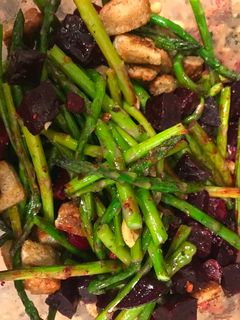 Beet Root and Asparagus Salad রেসিপির প্রধান ছবি