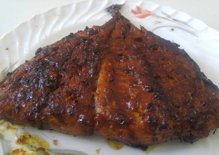 Bagaimana Menyiapkan Ikan bakar kecap yang Sempurna