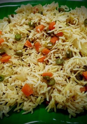 A picture of Veg Pulav (Simple Version).