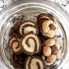 A picture of Pinwheel cookies.