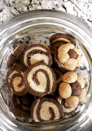 A picture of Pinwheel cookies.