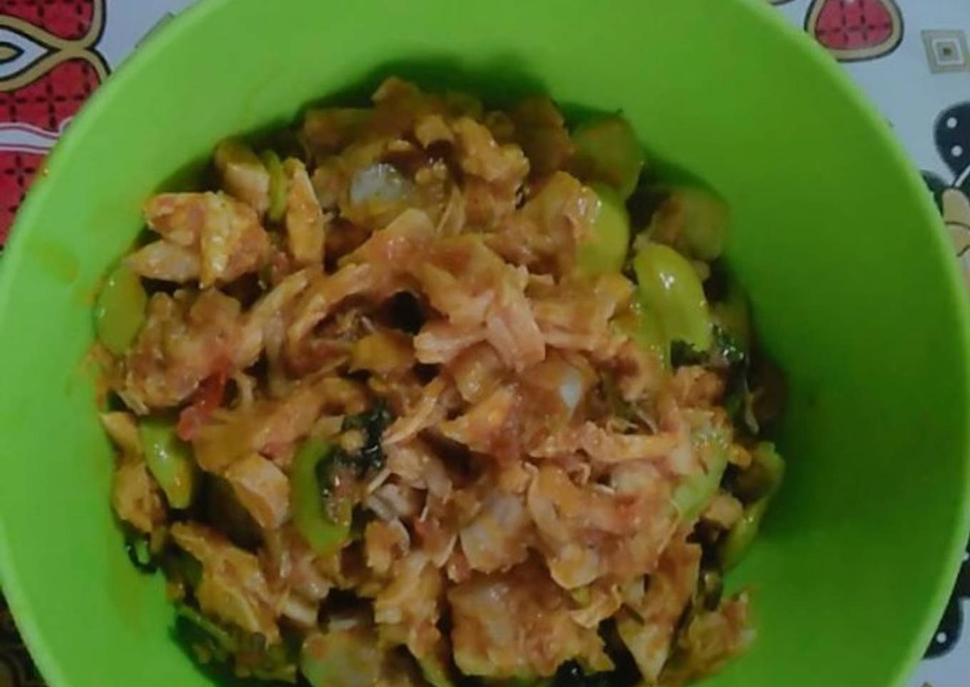 Ayam suwir kemagi+pete