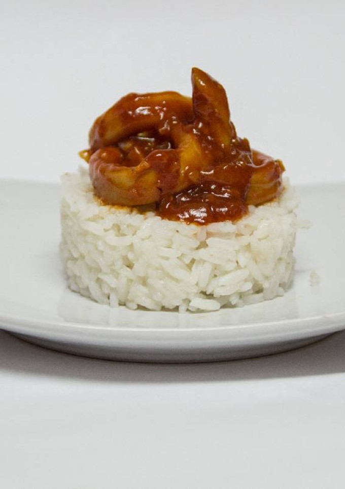 Una foto de Calamares en salsa americana