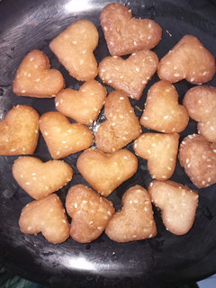 A picture of Little hearts.