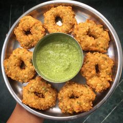 A picture of Moong Daal Pakoda In Medu Wada Shape.
