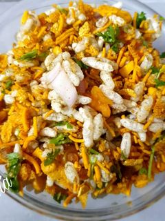 चटपटी भेल (chatpati bhel recipe in Hindi) रेसिपी मुख्य फोटो