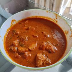 A picture of Butter chicken.