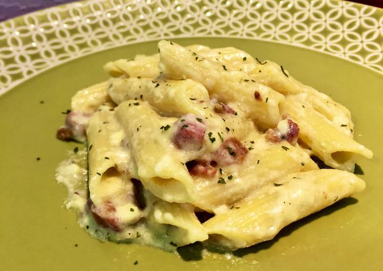 Creme Penne with Bacon