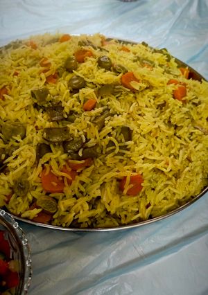 صورة لوصفة أرز بسمتي مع الفول والجزر