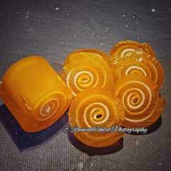 A picture of Permen Jelly Roll Oranye | Permen Jelly Rasa Jeruk.