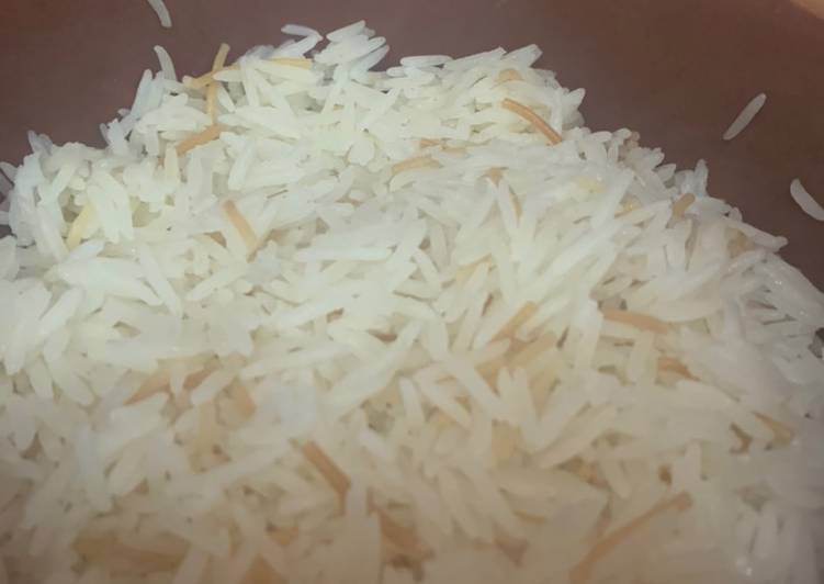 رز بالشعيريه 🍚