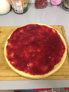 Una foto de Cheesecake con mermelada