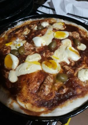 Una foto de Pizza casera del 20 de junio, el frío me hizo prender el horno💪