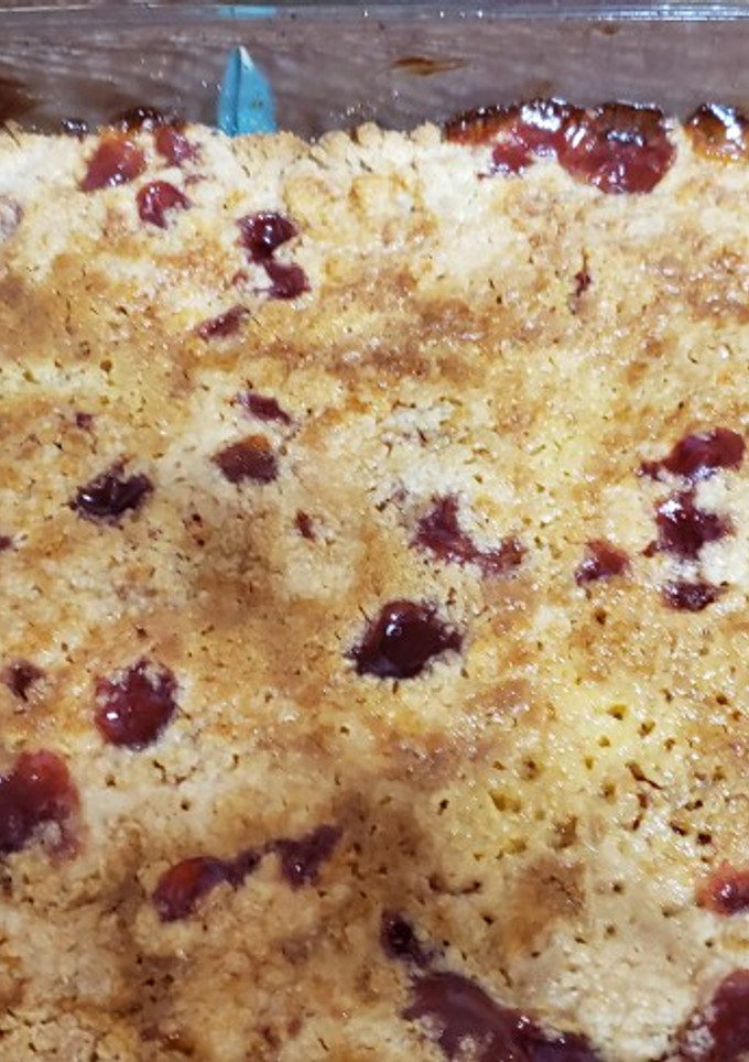A picture of Dump cake.