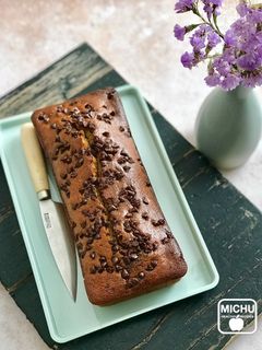 Una foto de Bizcocho integral con pepitas de cacao