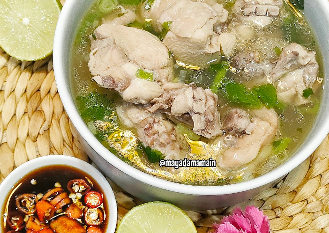 Sop Ayam ala Pak Min Klaten yang Simple & Enak