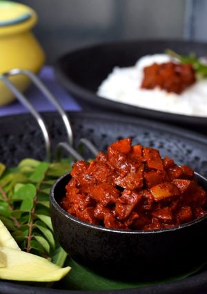 A picture of Totapuri Mango Pickle.