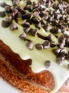 Una foto de BUDÍN DE 🍌BANANA🍌SPLIT EN LICUADORA 🍌🥮🍌