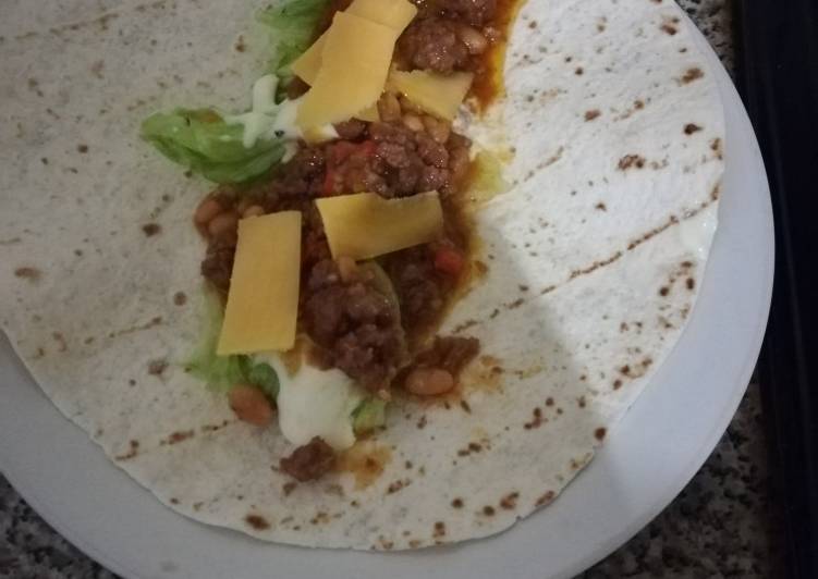 Wrap with mince, lettuce and cheese