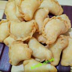 รูปของ Pastel Abon Sapi Anti Gagal
