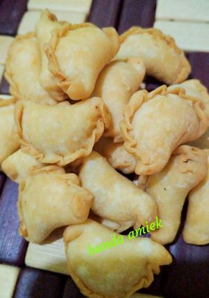 Foto resep Pastel Abon Sapi Anti Gagal