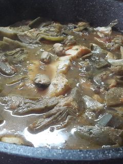 Foto di Rana pescatrice con carciofi