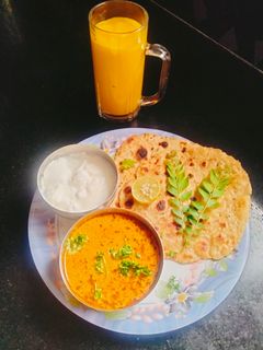 A picture of Royal creamy shahi paneer Masala 😋.