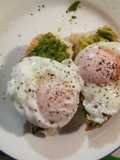 Huevos escalfados con tostadas 🥚🥚🥚