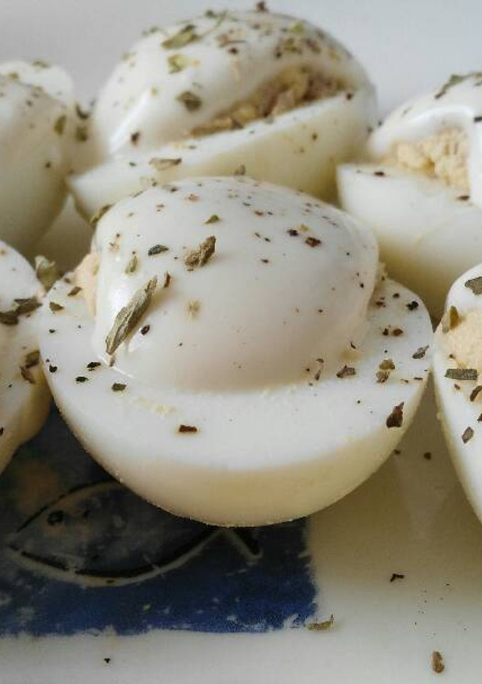 Una foto de Huevos rellenos de atún