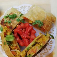 A picture of Tikka paratha pockets.