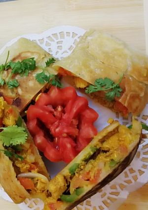 A picture of Tikka paratha pockets.