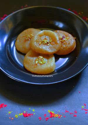 A picture of Bihari Malpua.