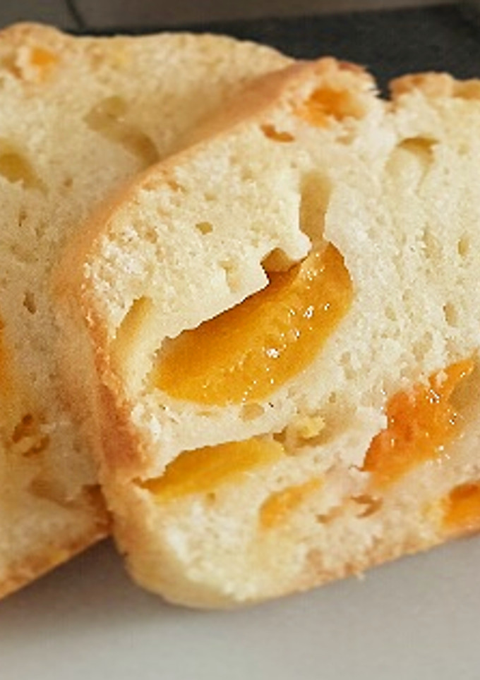 Una foto de Plumcake de Albaricoques 🍑🍑