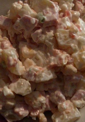 Фото Салат Оливье. Банально, но очень вкусно.