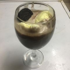 A picture of Oreo shake.