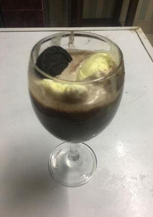 A picture of Oreo shake.