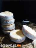 Alfajores de chancaca y harina tostada