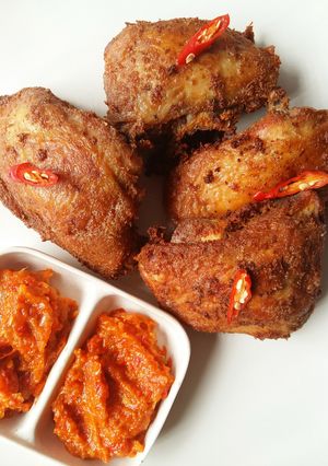 Foto resep Ayam Goreng Kalasan & Sambal Sedap Mantap