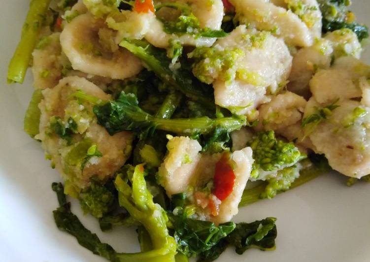 Orecchiette con cime di rapa