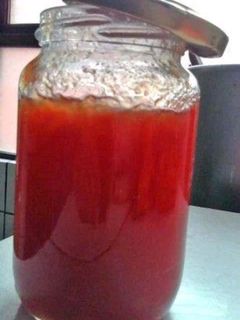 Una foto de Mermelada de papaya y piña con jugo de naranja