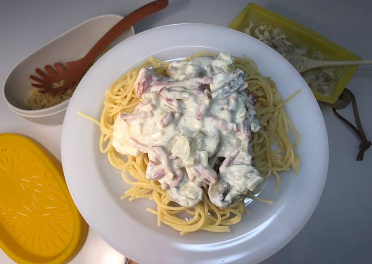 Spaghettis Carbonara en Microondas con estuches de vapor tipo Lékué