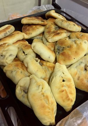صورة لوصفة معجنات سبانخ ولحمة