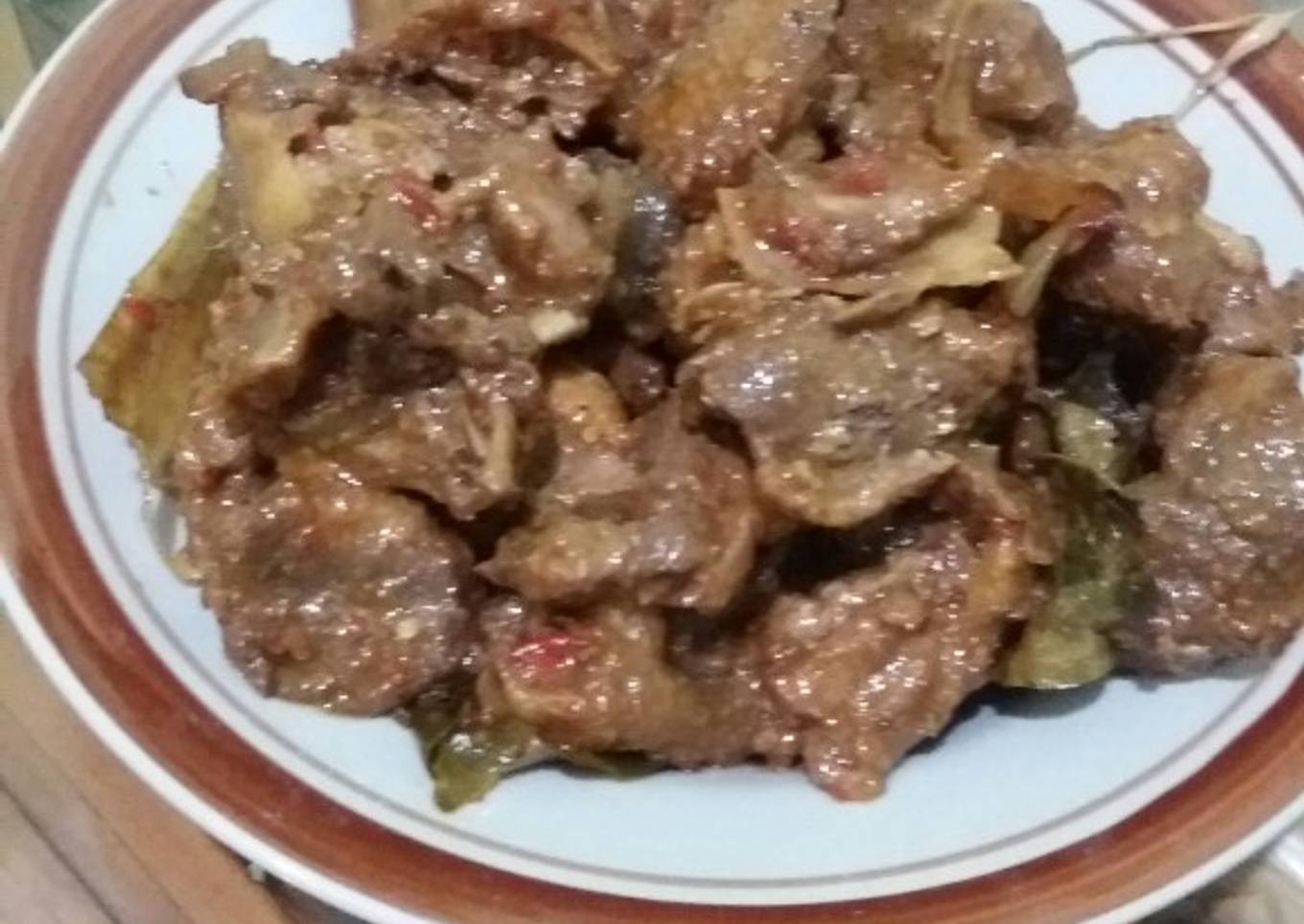 Bebek menjerit