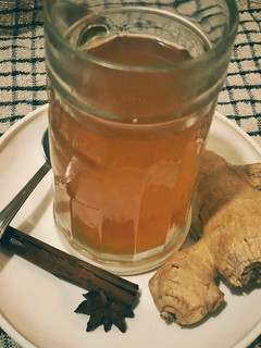 Téli gyömbér tea recept fotója
