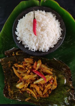 মৌরলা মাছের পাতুরি(mourla macher paturi recipe in Bengali) রেসিপির প্রধান ছবি