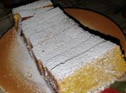 Una foto de queque de naranja fácil