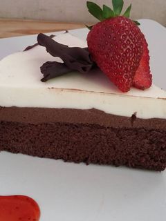 Foto resep TRIPLE CHOCOLATE MOUSSE CAKE source : Ordinary Kitchen