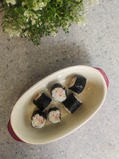 Foto resep Tuna Sushi Roll