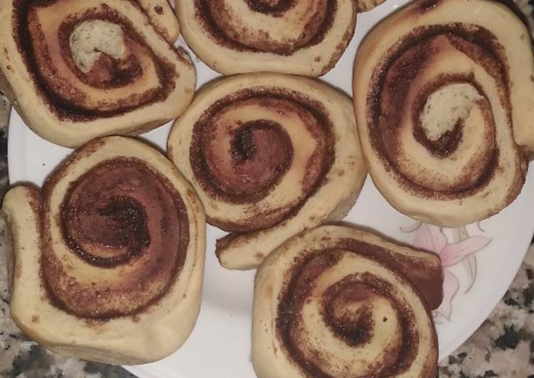 Steps to Prepare Super Quick Homemade Cinnamon roll | This is Recipe So Satisfying You Must Try Now !!