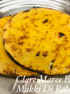 A picture of Makki Di Roti (punjabi corn bread).